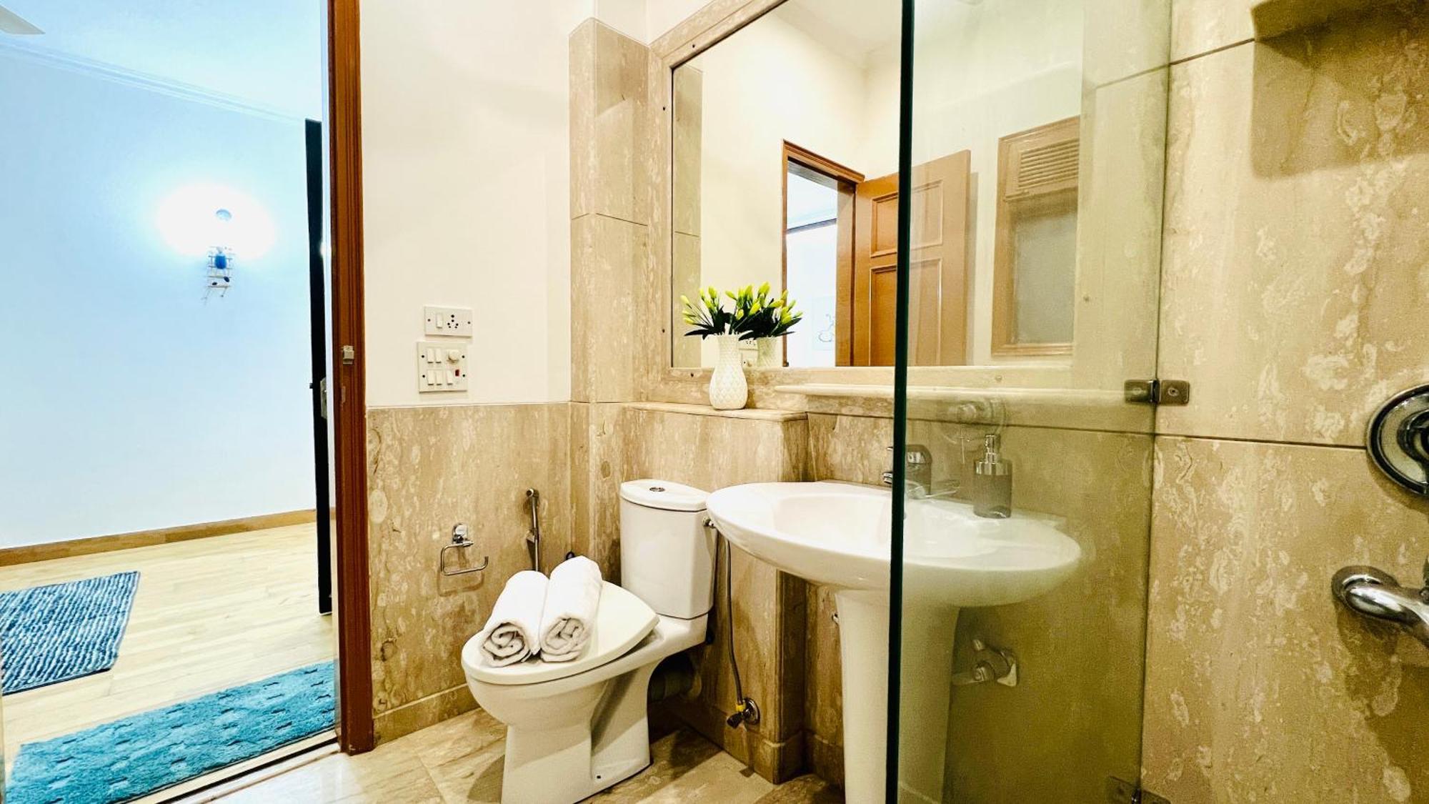 Apartment Olive Serviced - Vasant Vihar *