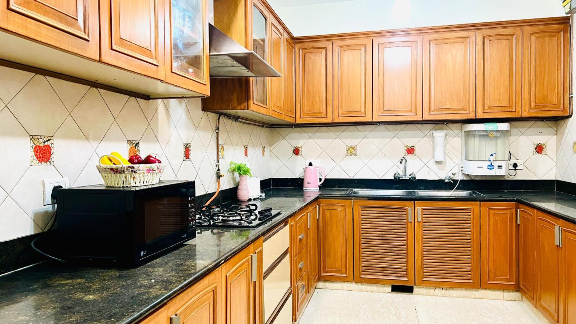 Olive Serviced - Vasant Vihar Apartment *